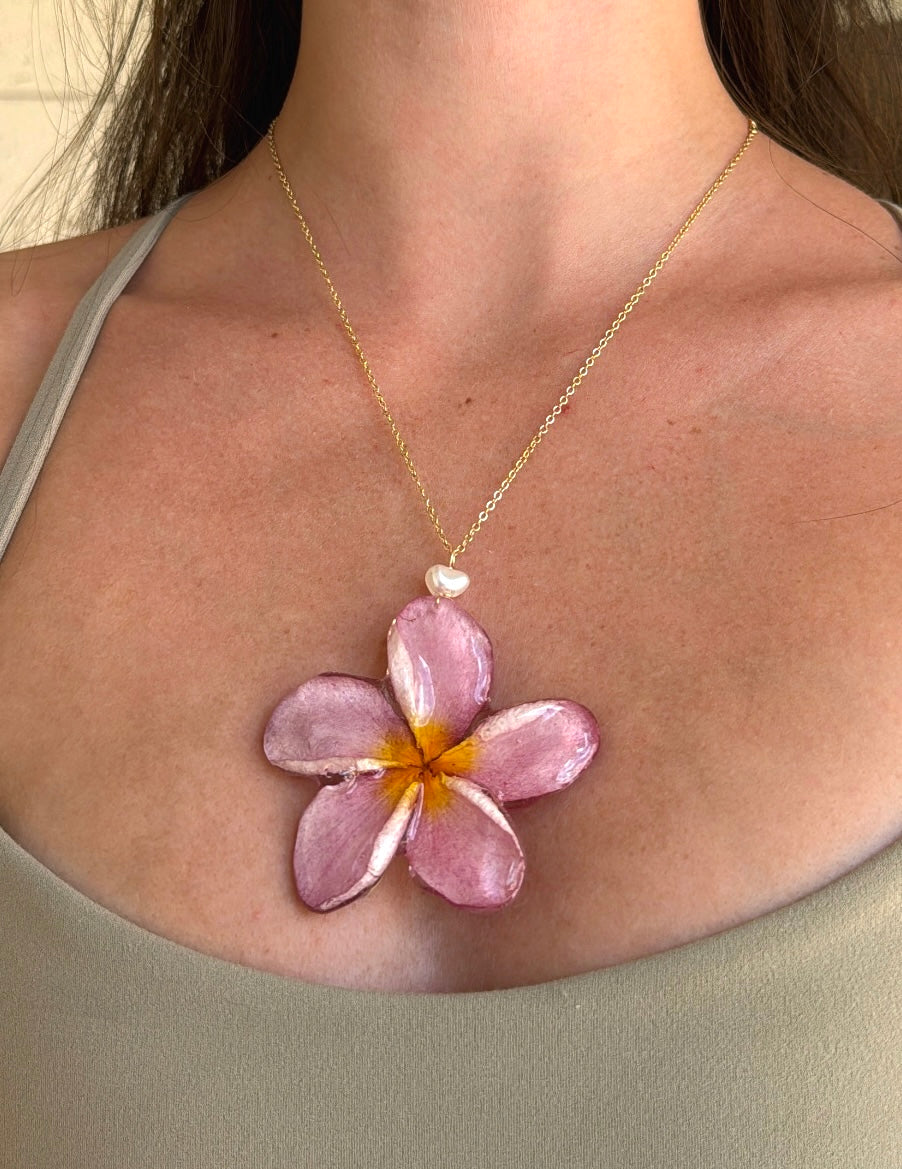 Light Pink Plumeria Necklace - Main Image