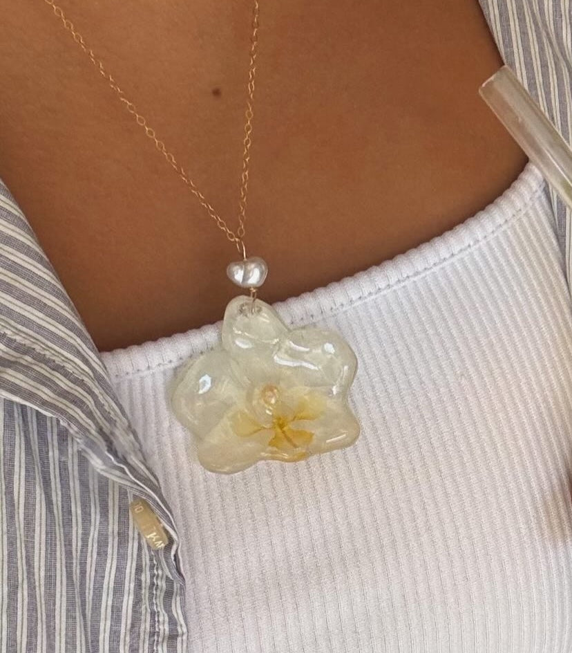 Pure White Small Orchid Necklace