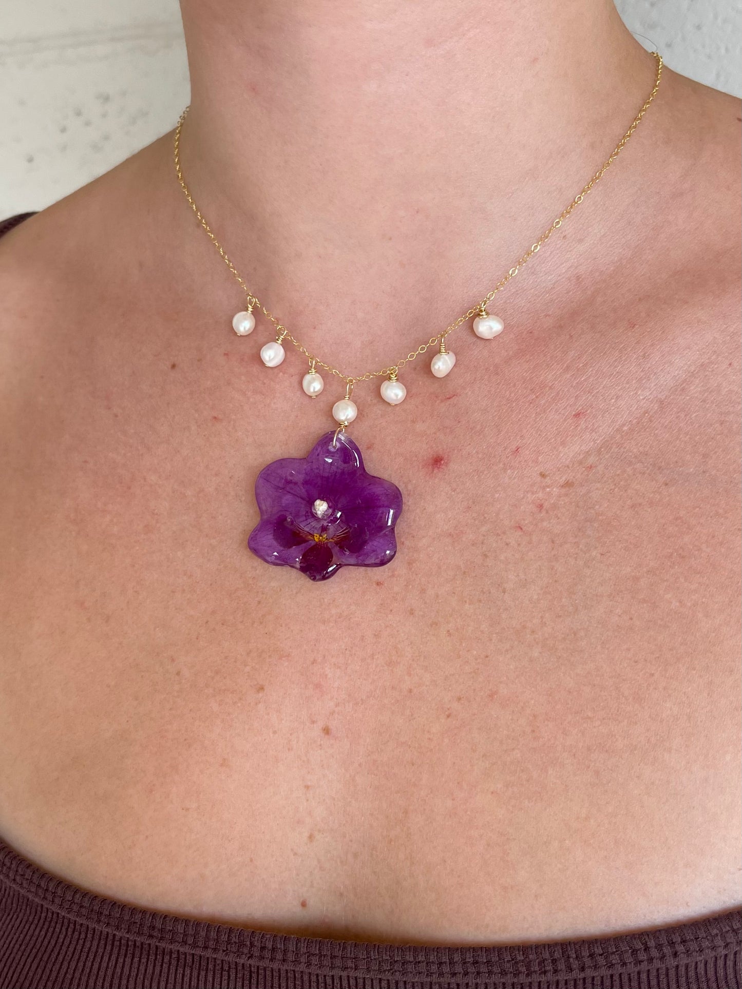 Pearl Charm Necklace with Flower Pendant