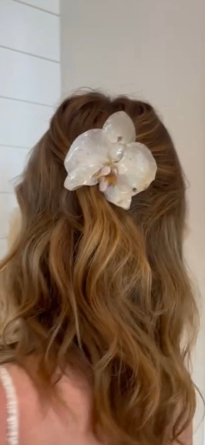 White Large Orchid Hair Comb