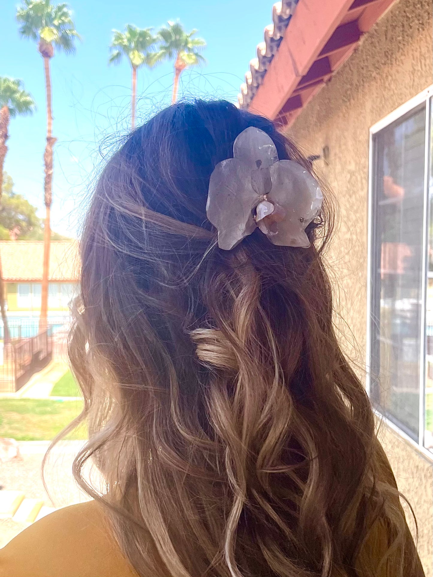 White Large Orchid Hair Comb